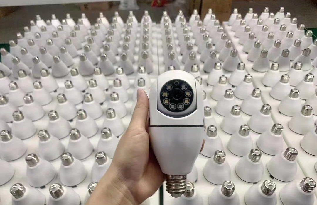 دوربین لامپی‌  مداربسته تحت شبکه قابلیت اتصال به گوشی اندروید و ios